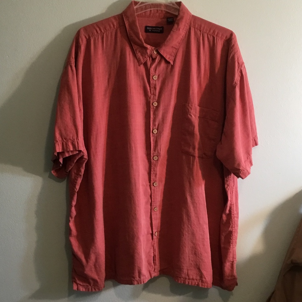 Roundtree & Yorke Coral Button-Down Short Sleeve Shirt